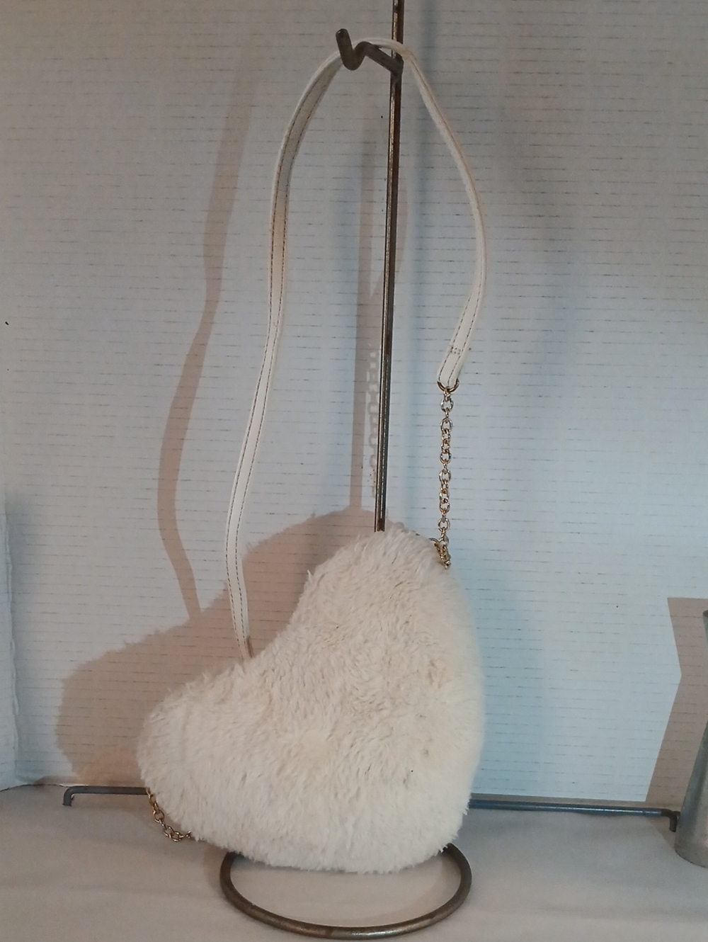 Deb & Dave L.A. N.YCream Faux-Fur Heart Crossbody Bag - Women